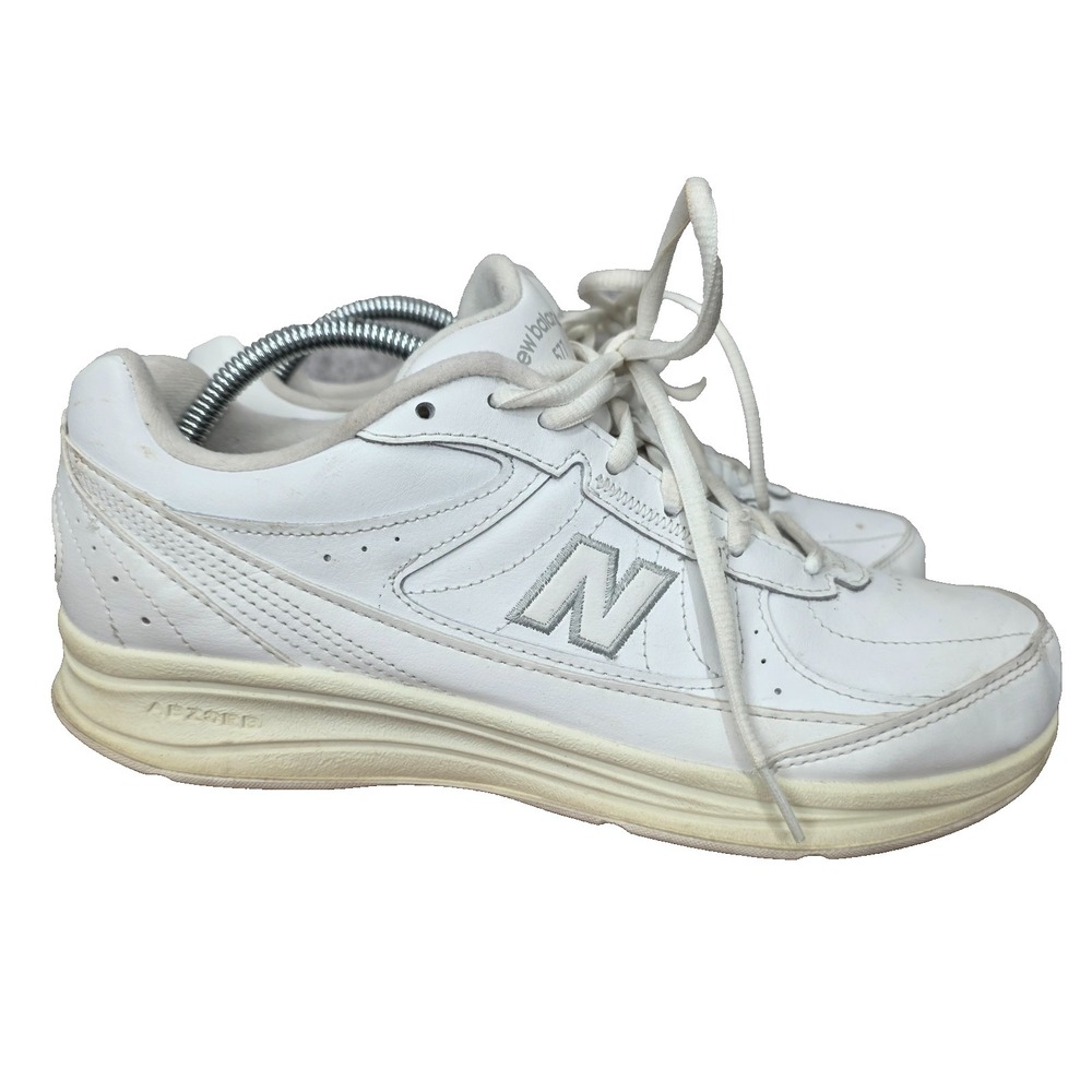 New Balance 577 Shoes Womens 10 D Wide White Leather Walking Running‎ Sneakers